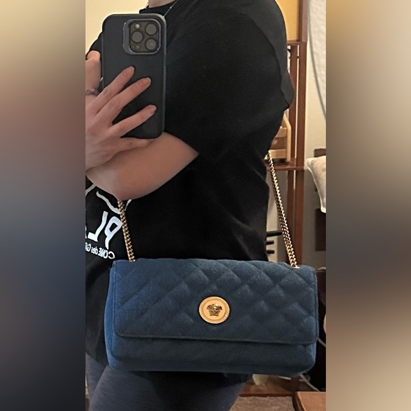 Versace Denim shoulder bag with Tags ( Full inclusion) - Picture 11 of 11